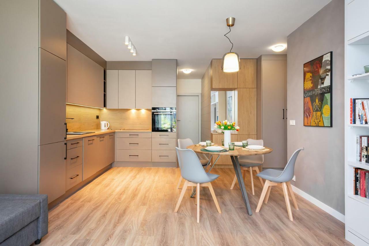 Fort Wola Apartments Warsaw By Noclegi Renters Varsóvia Quarto foto